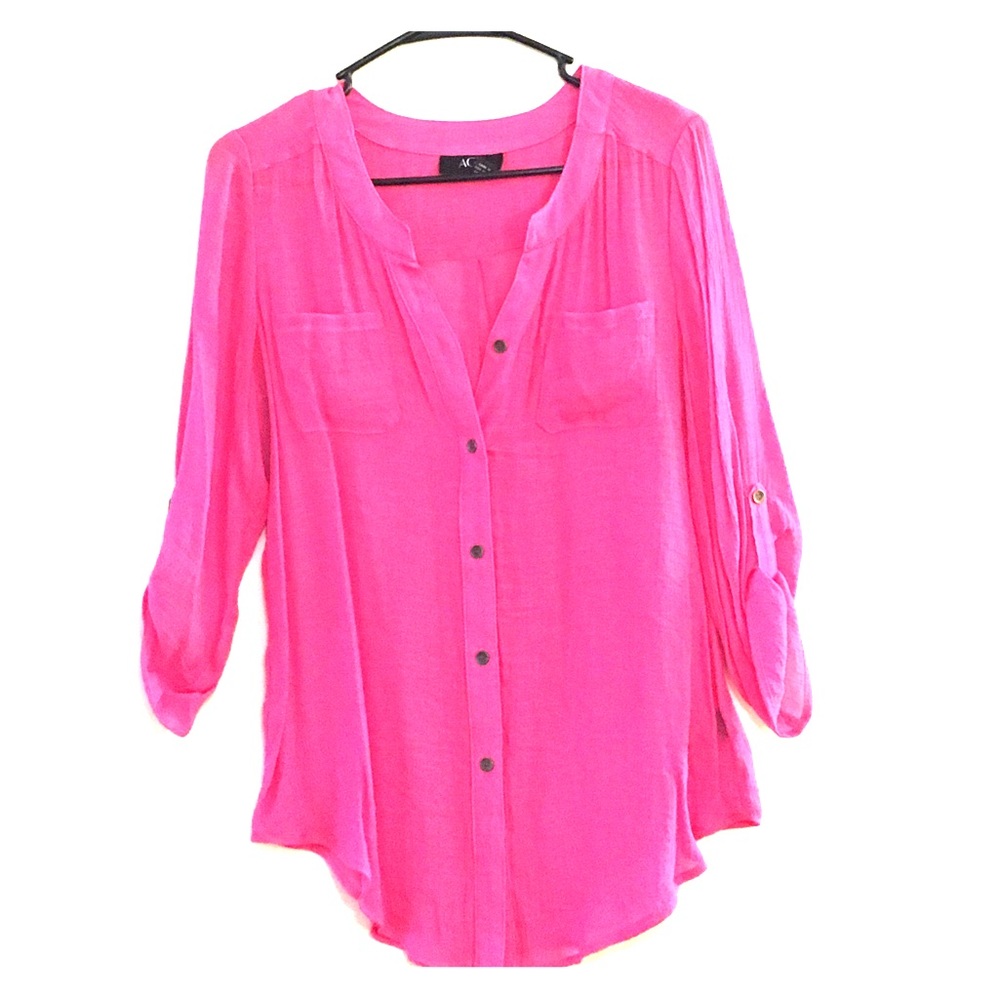 Pink Button Down 💗